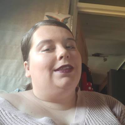 Kelly Davies